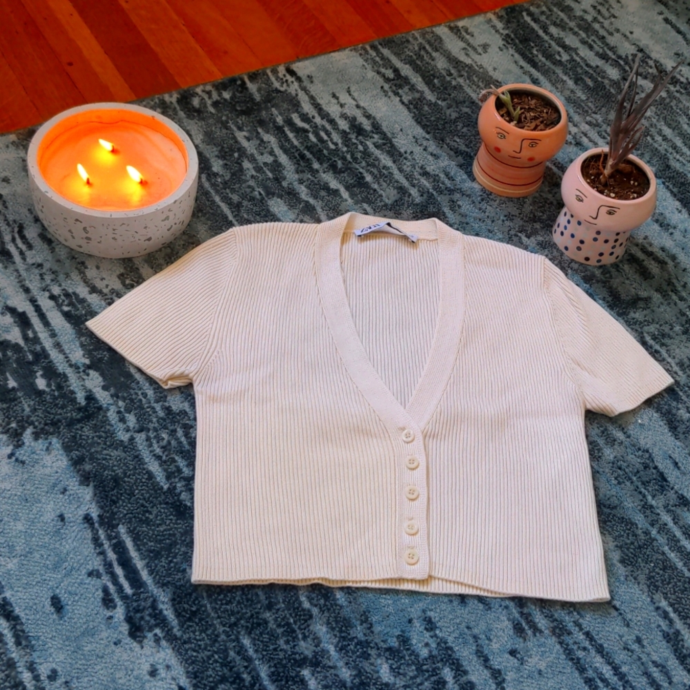 Brand: Zara size: S color: creamy white